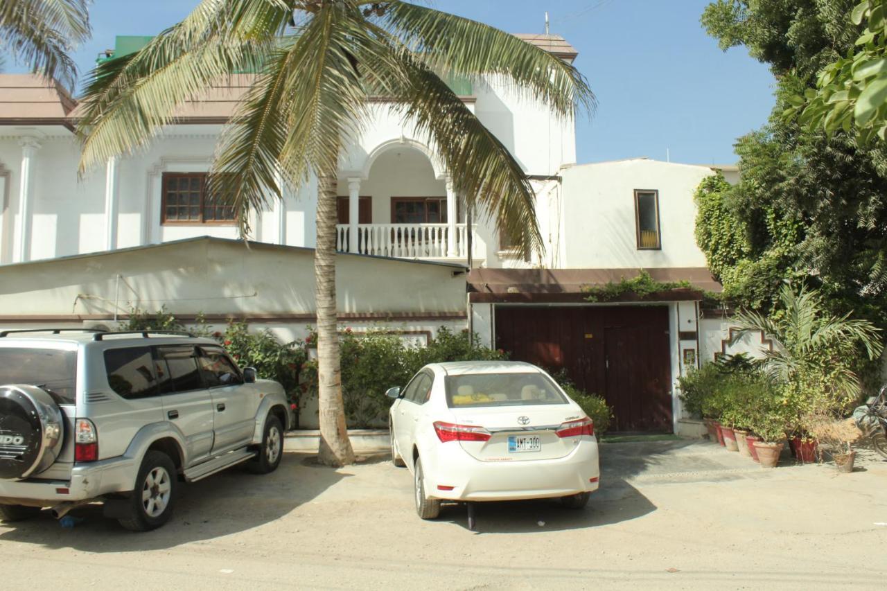 Hotel Cosy Beach Vista Karatschi Exterior foto